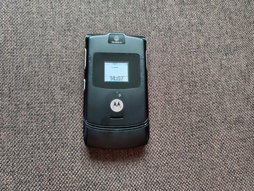 Motorola razr unlocked - motorola, flip