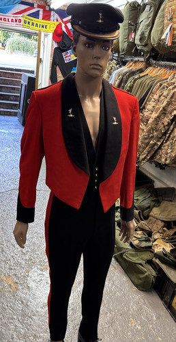 British army officer - officer, mess