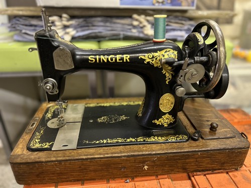 Singer hand cranked - cranked, sewing