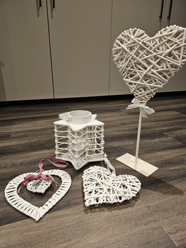 White wicker rustic decor - white,