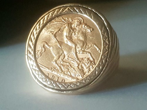 9ct gold half sovereign ring - gold,