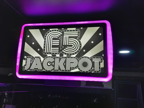 Jackpot fruit machine - jackpot,