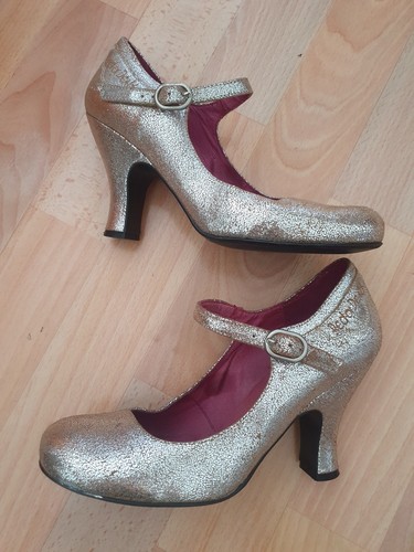 Red dead shoes heels art - heels,
