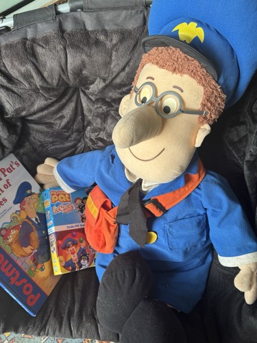 Postman pat vintage 30inches - pat,