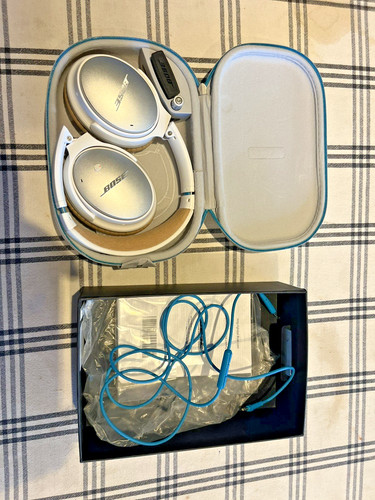 New bose qc25 - new, quiet