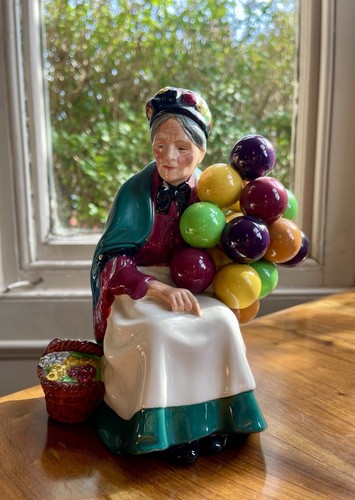 Royal doulton england vintage - royal,