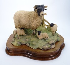 Early 1985 Border Fine Arts Spring Lambing Swaledale Ewe & lambs JH6 Ray Ayres