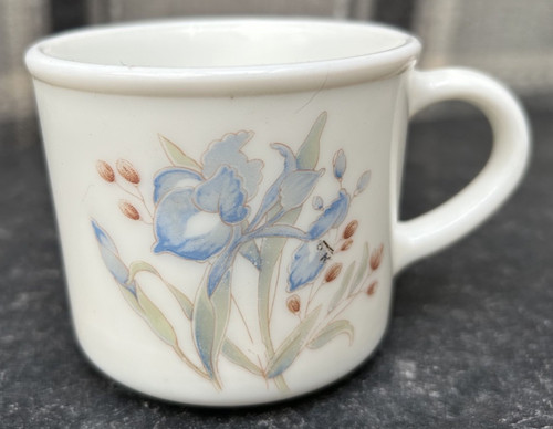 Vintage pyrex england floral - vintage,