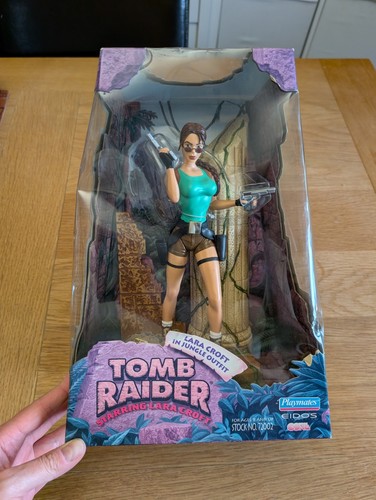 Playmates toys tomb raider - toys,