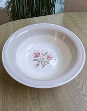 Woods Ivory ware large serving bowl 9 3/8" x 2 5/8" excellent condition c1950s