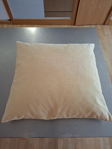 Ligne roset large - large, cushion