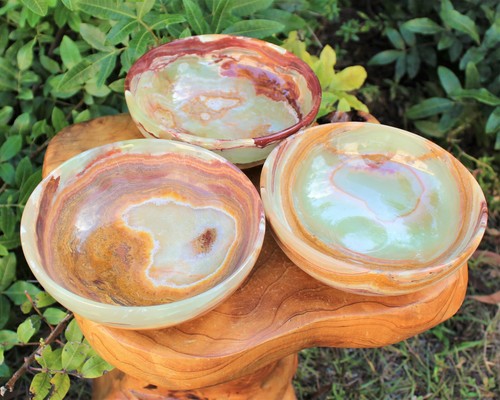 Green onyx crystal - green, bowl