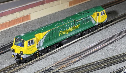 Bachmann 585 class 70 in - fl,