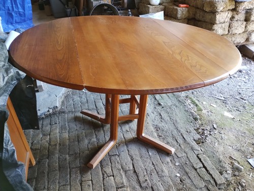Ercol dining table - ercol,