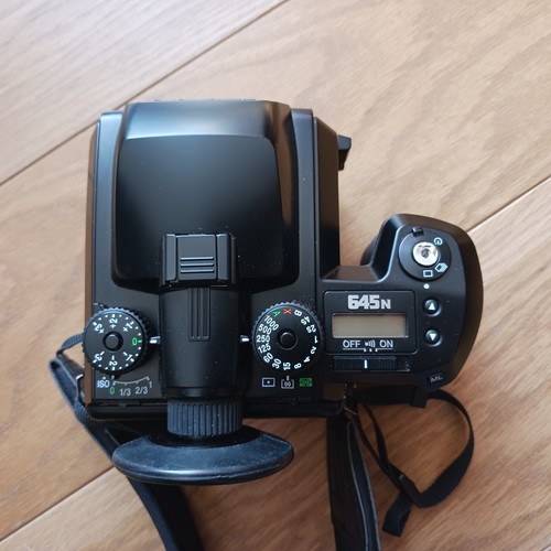 Pentax 645n medium format - medium,