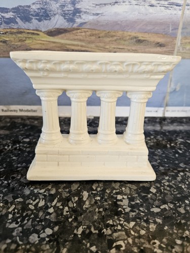Vintage mid century - century, ceramic