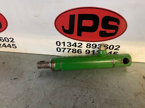 Front cylinder hydraulic lift