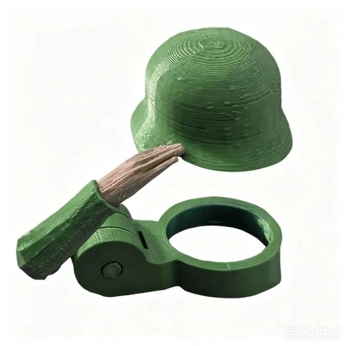 Soldiers salute beer - salute, bottle
