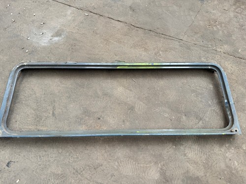 Land rover defender windscreen - rover,