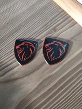 2x Dome badges orange style