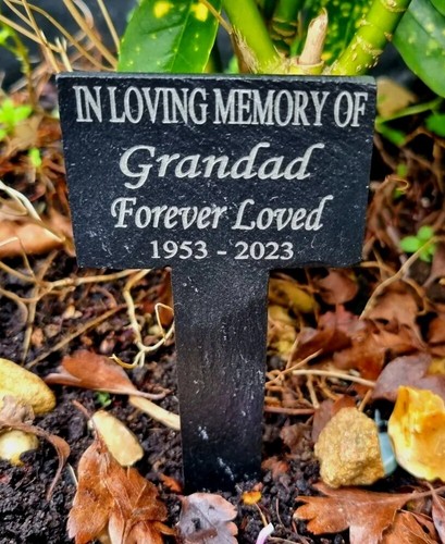 Personalised memorial slate