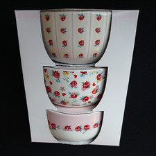 NEW CATH KIDSTON THE COLLECTOR STONEWARE SET 3 NIBBLE BOWLS "HEARTS & ROSES"