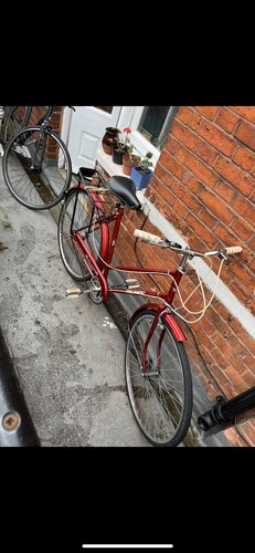 Vintage dutch looking - vintage, triumph