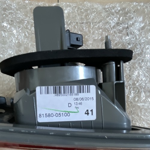 Rear right light toyota - rear,