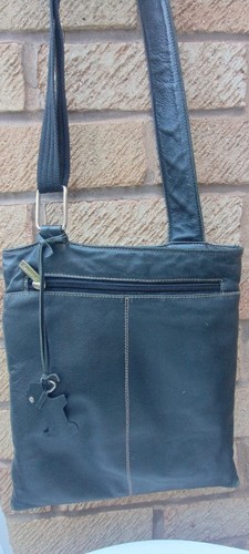 Radley london black leather - black,