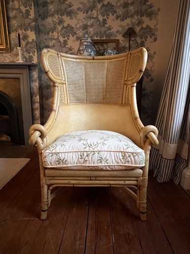 Beautiful vintage rattan - beautiful,