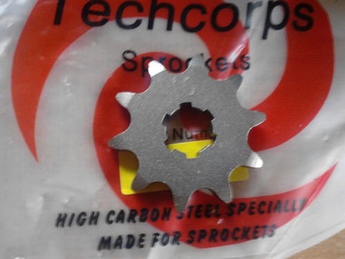 Front sprocket 10t fits - 10t, yamaha