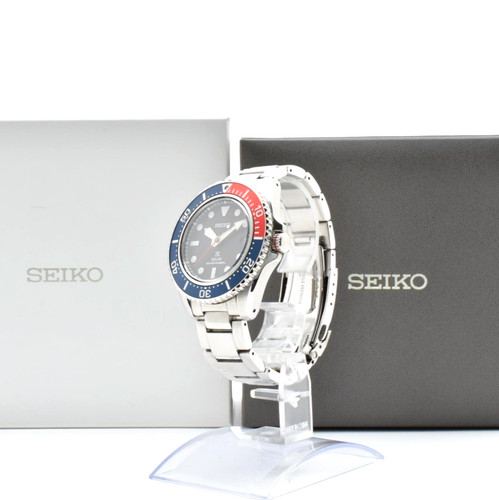 Seiko prospex titanium solar - seiko,