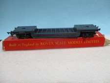 TRIANG R.118 BLUE BOGIE WELL