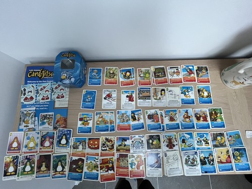 Club penguin trading card game - club,