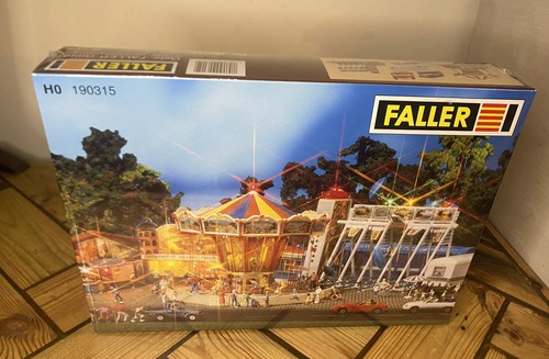 Faller 190315 village fair - 190315,