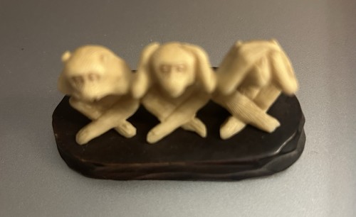 Wood three wise monkeys - wise,
