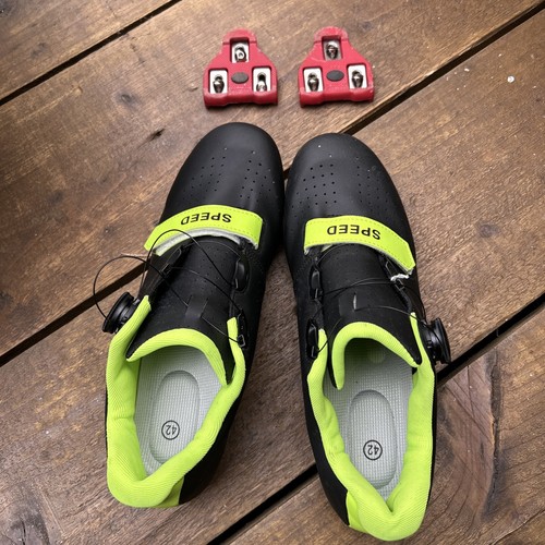 New unbranded with cleats - new,