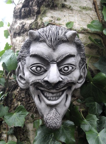 Devil gargoyle garden wall - devil,