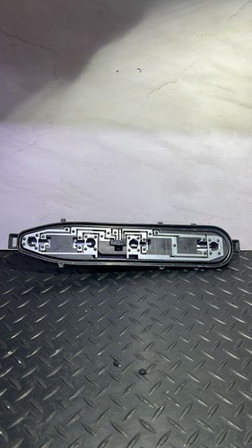Peugeot partner mpv rear tail - mpv,