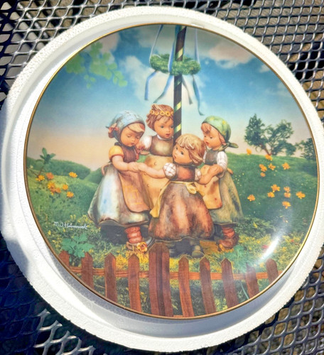 Hummel calendar plate - calendar,