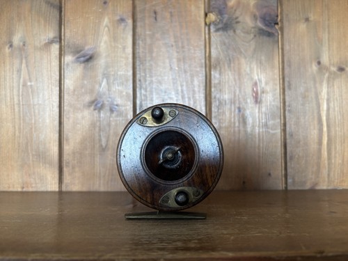 Vintage wooden fishing reel - vintage,