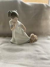 NAO by Lladró All Bundled Up