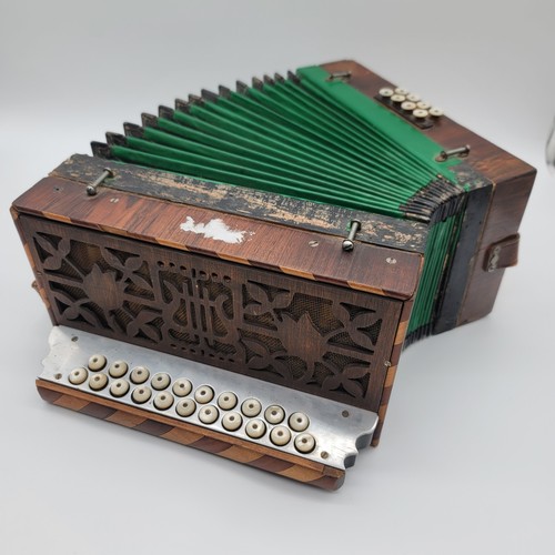 Antique diatonic button - antique,