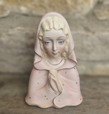 Vintage porcelain Praying