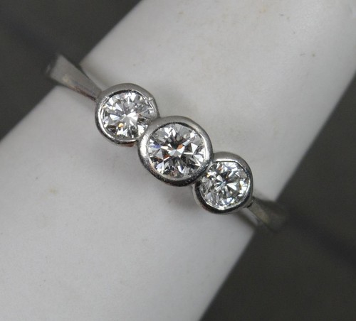 Platinum 38ct diamond - platinum, 0.38ct