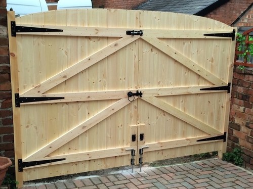 Wooden driveway gates 5ft - gates!,