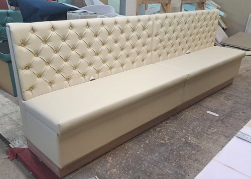Restaurant booth seating - restaurant,