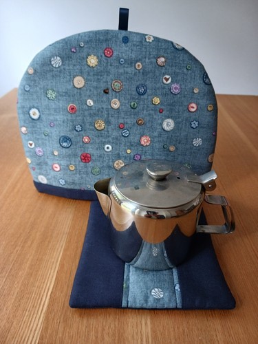 Tea cosy - pot, cup