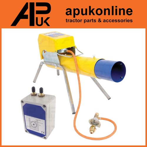 Bird scarer with - timer, auto