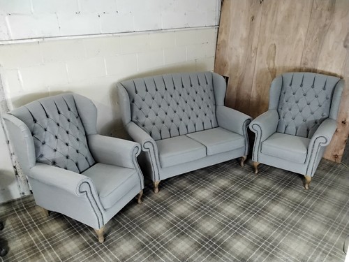 Chesterfield new queen anne - queen,